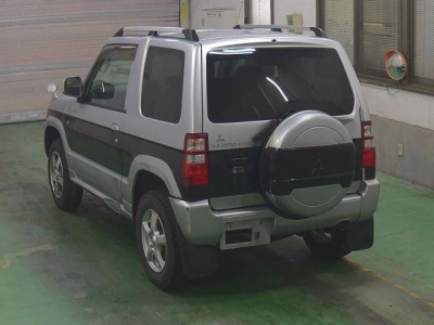MITSUBISHI PAJERO MINI