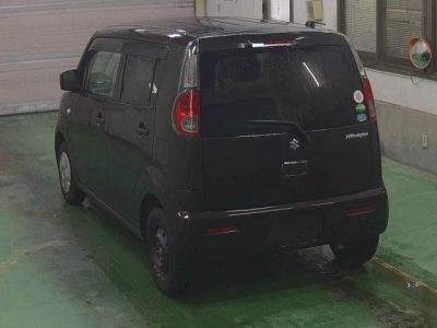 SUZUKI MRWAGON