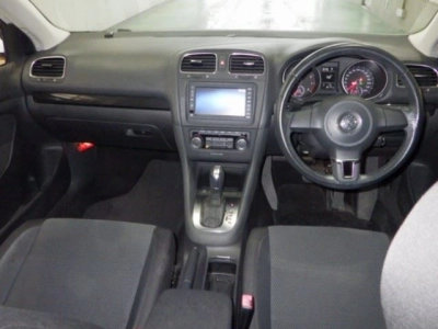 VOLKSWAGEN GOLF VARIANT
