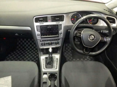VOLKSWAGEN GOLF VARIANT