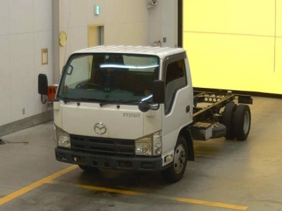MAZDA TITAN