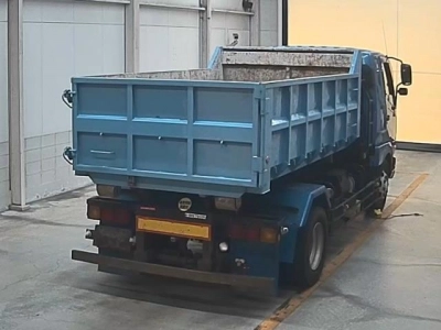 MITSUBISHI FUSO FIGHTER