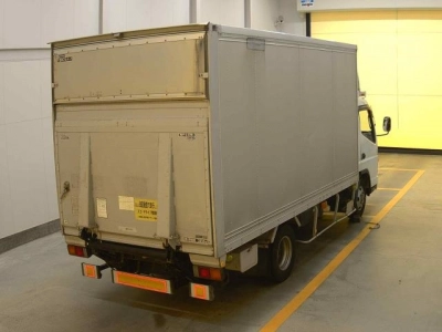 MITSUBISHI CANTER