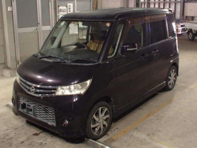 NISSAN ROOX