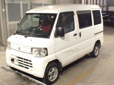 MITSUBISHI MINICAB