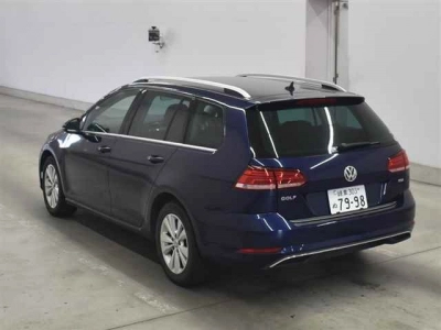VOLKSWAGEN GOLF VARIANT