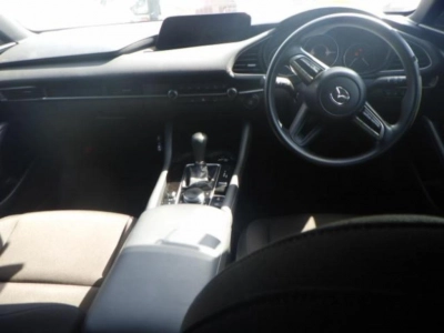 MAZDA MAZDA3 FASTBACK