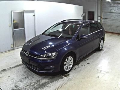 VOLKSWAGEN GOLF VARIANT