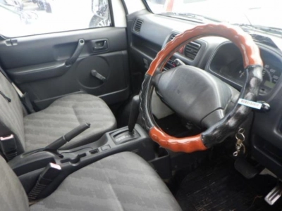 MAZDA SCRUM TRUCK