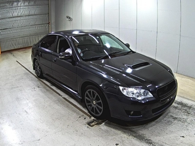 SUBARU LEGACY B4