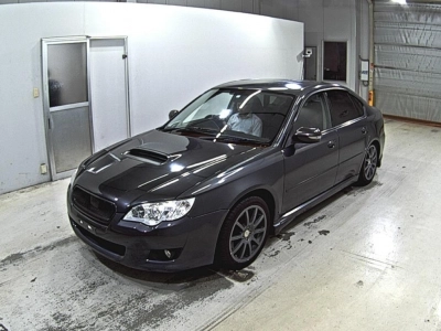 SUBARU LEGACY B4