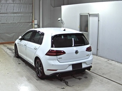 VOLKSWAGEN GOLF  GTI