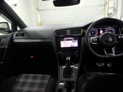 VOLKSWAGEN GOLF  GTI