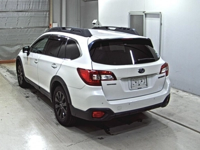 SUBARU OUTBACK