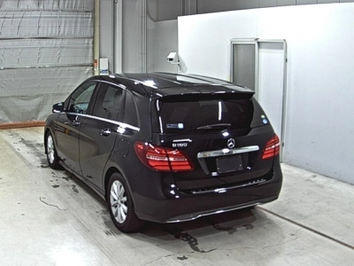 MERCEDES BENZ B CLASS