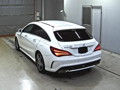 MERCEDES BENZ CLA SHOOTING BRAKE