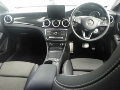 MERCEDES BENZ CLA SHOOTING BRAKE