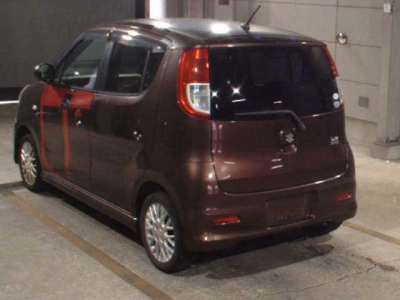 SUZUKI MRWAGON