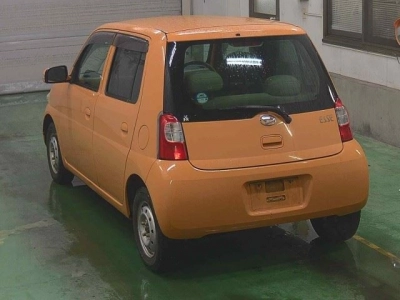 DAIHATSU ESSE