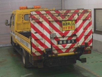 MITSUBISHI CANTER