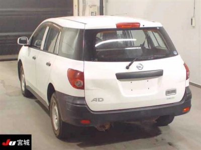 NISSAN AD VAN