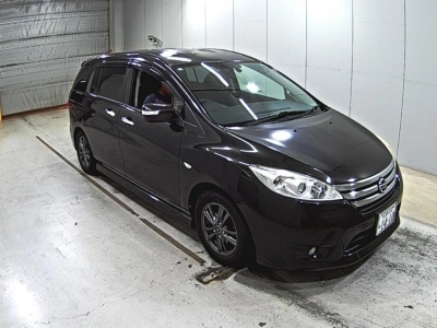 NISSAN LAFESTA