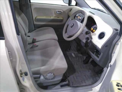 SUZUKI MRWAGON