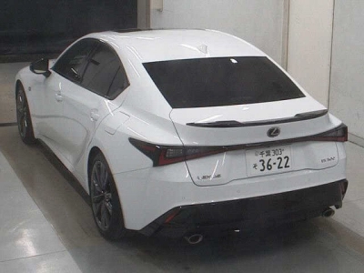 LEXUS IS