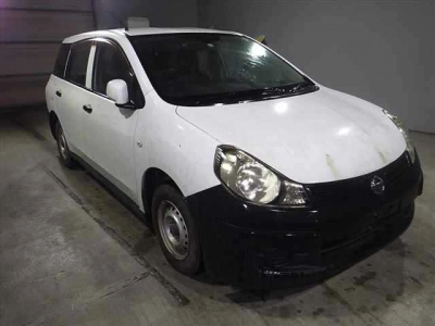 NISSAN AD VAN