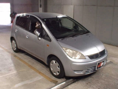 MITSUBISHI COLT