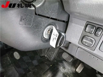 DAIHATSU MOVE LATTE