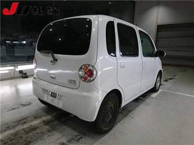 DAIHATSU MOVE LATTE
