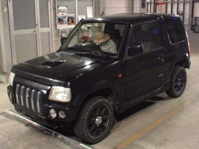 MITSUBISHI PAJERO MINI
