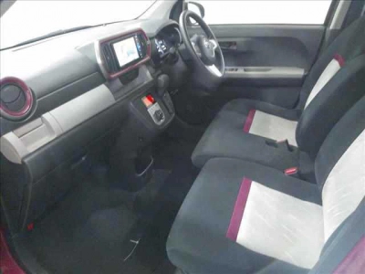 DAIHATSU BOON