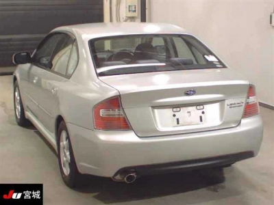 SUBARU LEGACY B4