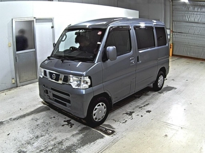 NISSAN NV100 CLIPPER
