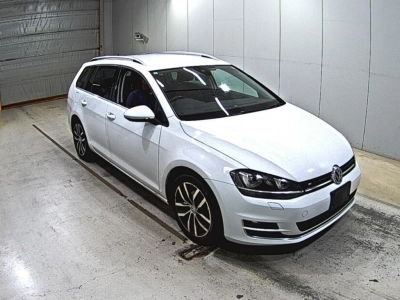 VOLKSWAGEN GOLF VARIANT