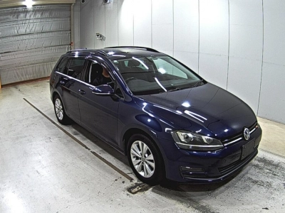 VOLKSWAGEN GOLF VARIANT