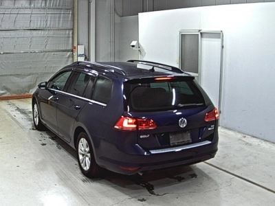 VOLKSWAGEN GOLF VARIANT