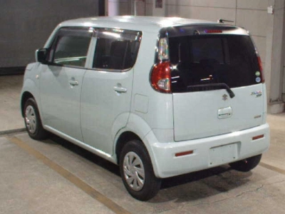 SUZUKI MRWAGON