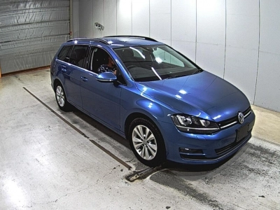 VOLKSWAGEN GOLF VARIANT