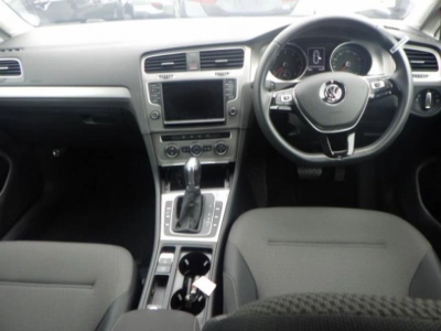 VOLKSWAGEN GOLF VARIANT