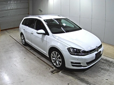 VOLKSWAGEN GOLF VARIANT