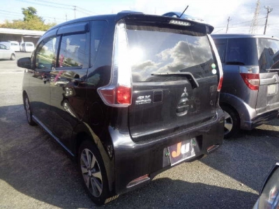 MITSUBISHI EK CUSTOM