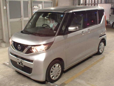 NISSAN ROOX