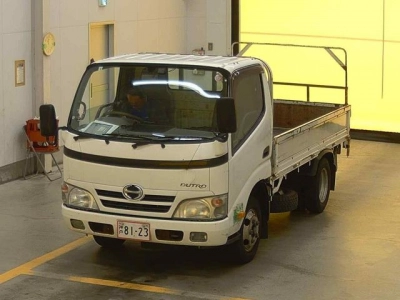HINO DUTRO