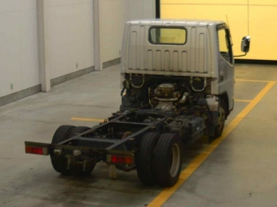MITSUBISHI CANTER