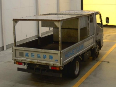 MITSUBISHI CANTER