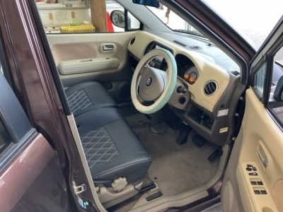 SUZUKI MRWAGON