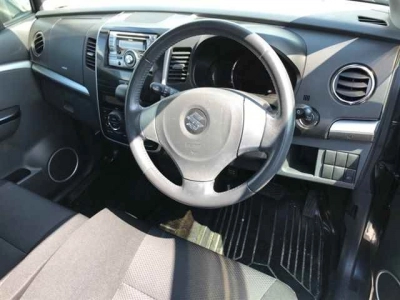 SUZUKI WAGON R STINGRAY